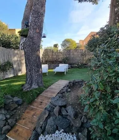 Loc Cap Phoebus, Atypique, Au Calme Dans La Pinede Holiday home *