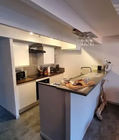 Loc Cap Phoebus, Atypique, Au Calme Dans La Pinede Tatil Evi