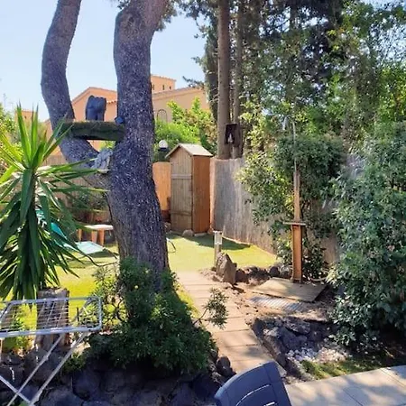 Loc Cap Phoebus, Atypique, Au Calme Dans La Pinede Holiday home Agde